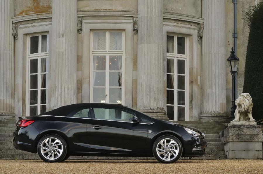  Vauxhall Cascada 2013 года  (фото 24 из 73)